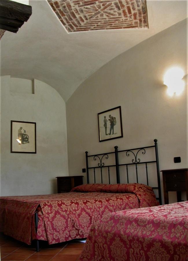 Cascina Creusa B&B Pocapaglia Exterior foto